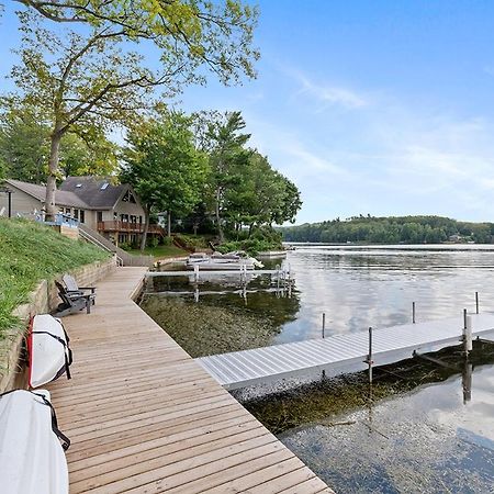 Lakeside Getaway With Dock, Firepit, Grill Newaygo Exteriér fotografie